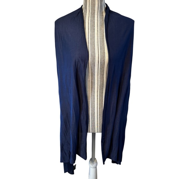 Chuns Accessories - NWT Chuns Scarf / Wrap Navy Blue Large Super Soft Accessory Comfy Fall Winter